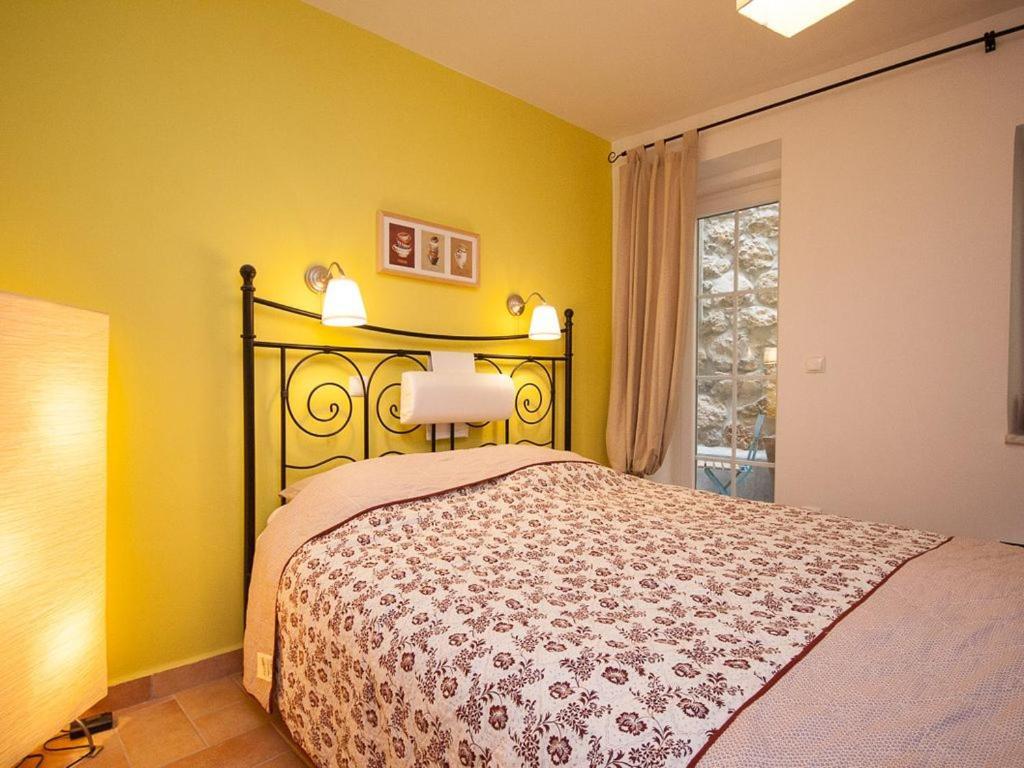 Apartments Mediteranea Башка Екстер'єр фото